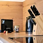 Fynbos Deluxe, Penthouse Oder Balkon, Parkplatz Straubing