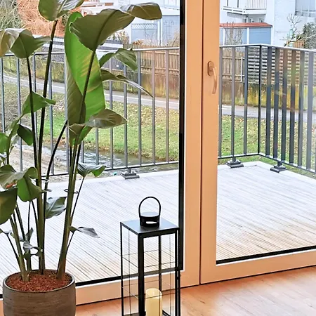 Fynbos Deluxe, Penthouse Oder Balkon, Parkplatz Apartament Straubing